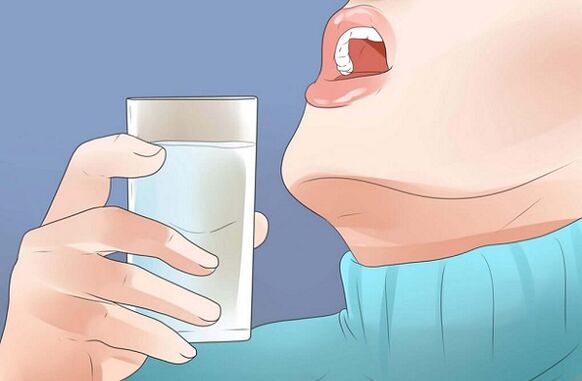 Rincer votre bouche avec une solution saline réduit l'envie de fumer